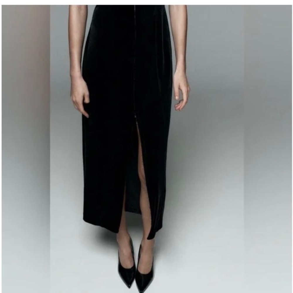 ZARA VELVET CORSET STYLE DRESS - Picture 5 of 10
